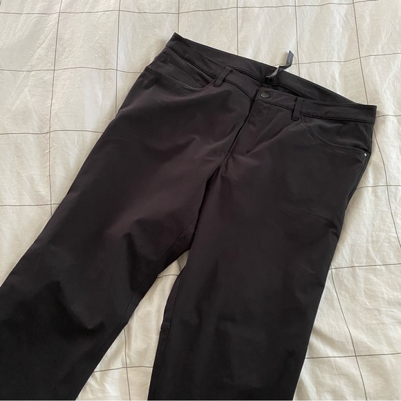 Lululemon Men’s Pants - Picture 1 of 5